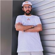 Bonjour, je suis de nationalités marocaine et j’aurais le plaisir de vous aider à apprendre l’arabe ma langue maternelle